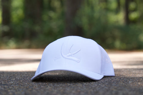 Mesh Back - Antler Puff